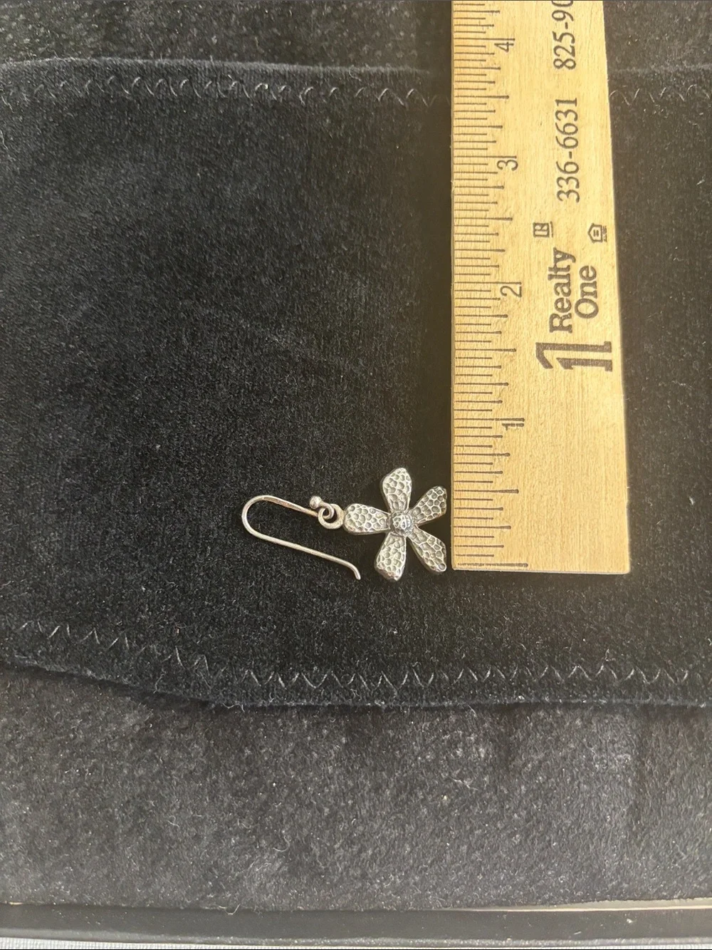 Silpada .925 Sterling Silver Earring Single Replacement W1155